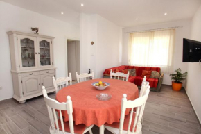 Гостиница Apartman Duje  Трогир